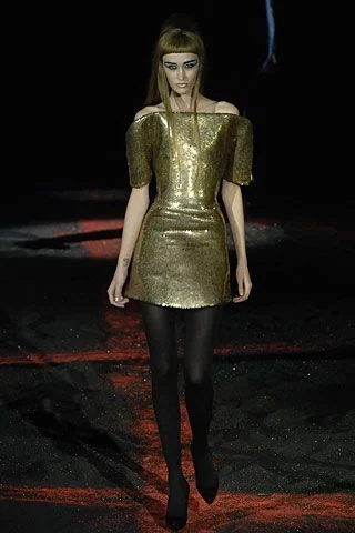 Look 15